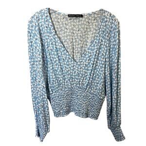 Abercrombie & Fitch Women's Blue Floral V-Neck Crop Top Size L